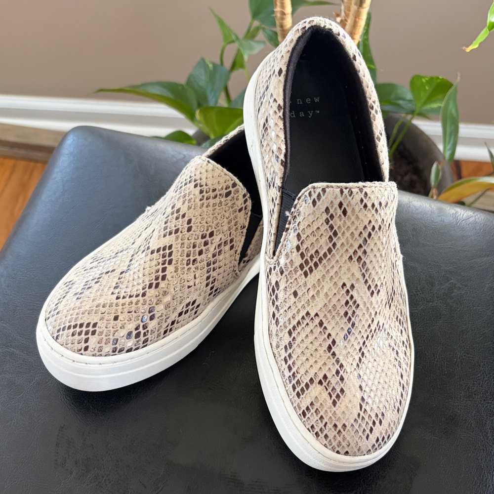 A New Day Beige Snakeskin Sneakers. Size 7